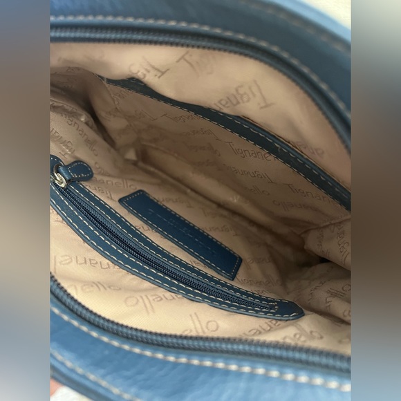 Tignanello Leather NYPD Blue crossbody Purse bag - Picture 3 of 5